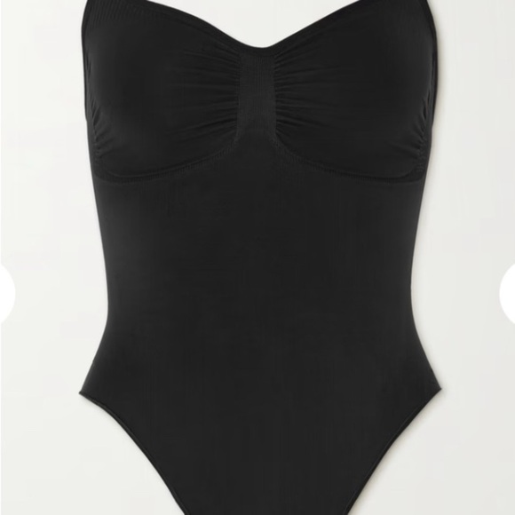 SKIMS Seamless Sculpt Brief Bodysuit, Size Small/Medium , ONYX - Picture 6 of 9